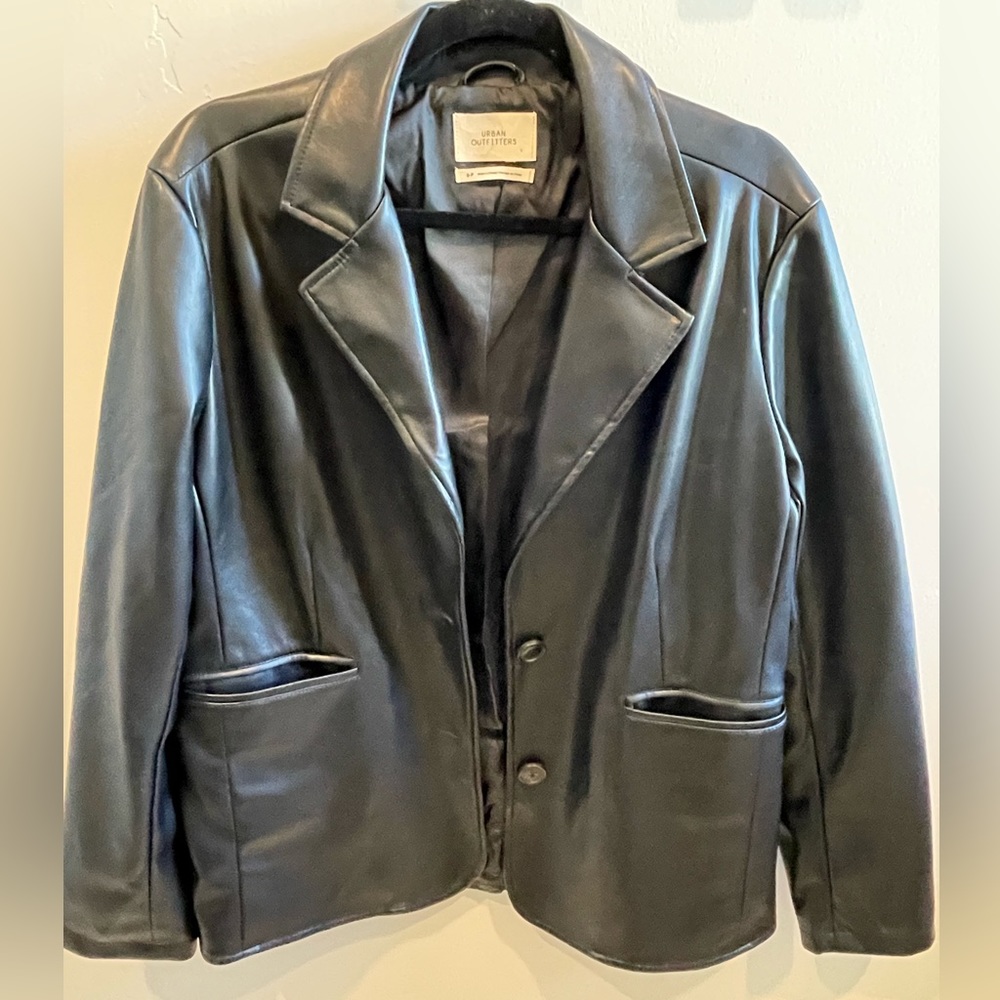Faux leather blazer blazer